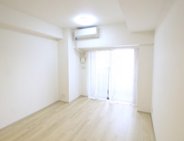 居室・リビング　※別部屋の参考写真です。