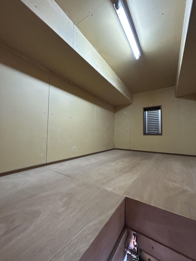 その他部屋・スペース　小屋裏収納