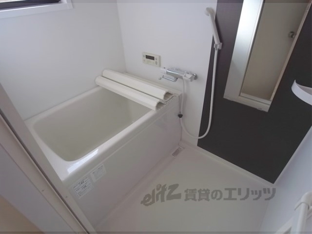 バス・シャワールーム　追い焚き機能付き