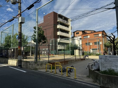 公園　小路東公園（公園）まで241m