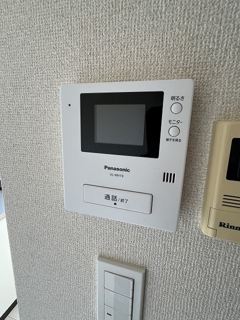 セキュリティ　モニター付インターホン