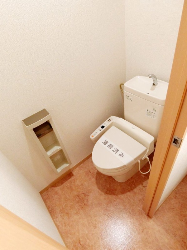 トイレ　図面と現状に相違がある場合には現状を優先