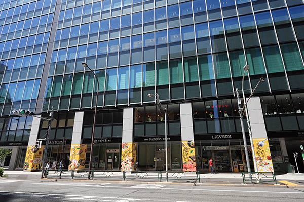 コンビニ　ローソンリンクスクエア新宿3階店（コンビニ）まで289m