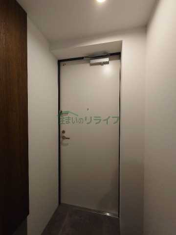 Bark Lane 早稲田IIの玄関写真