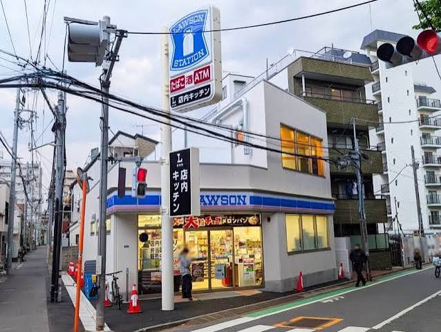 コンビニ　ローソン渋谷幡ヶ谷一丁目店（コンビニ）まで199m