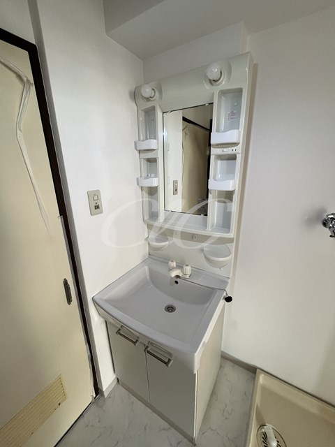 洗面設備　同仕様写真