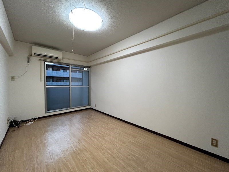 れじでんしあ門戸の内装写真