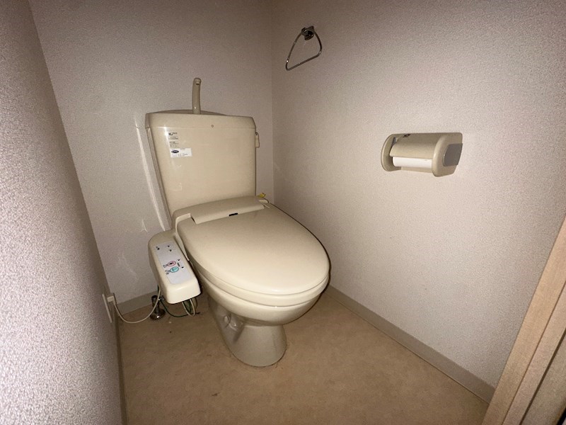 エステムコート神戸ハーバーランド前3コスタリティのトイレ写真