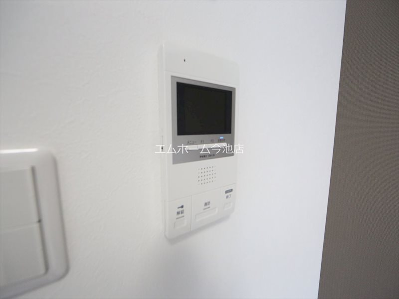 セキュリティ　TVモニター付インターホン