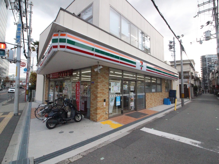 コンビニ　セブンイレブン（コンビニ）まで80m