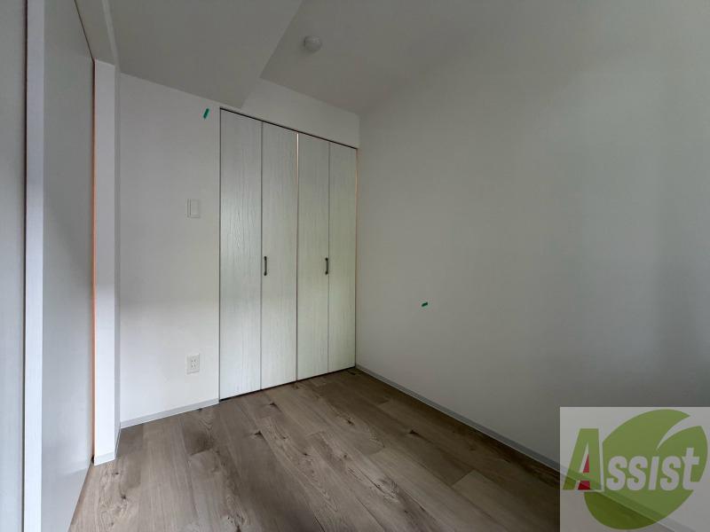 その他部屋・スペース　こちらのお部屋は光が差し込む、温かみのあるお部屋です。