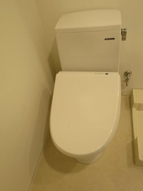 MA RO SENJU CREST TAPPのトイレ写真