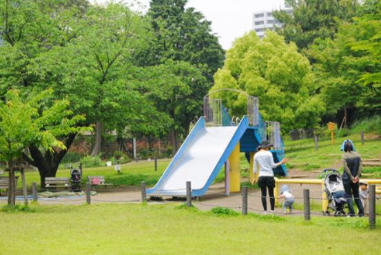 公園　目黒区立菅刈公園（公園）まで443m
