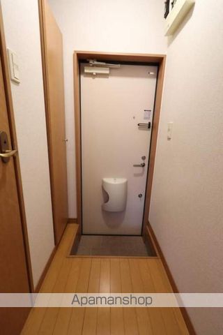 地下鉄七隈線 六本松駅 徒歩9分 2階建 築21年の玄関写真