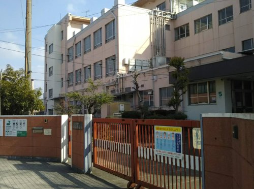 小学校　名古屋市立正保小学校（小学校）まで559m