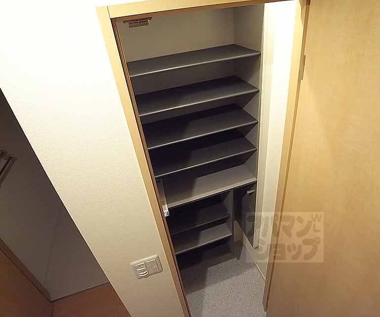 収納　下駄箱です。