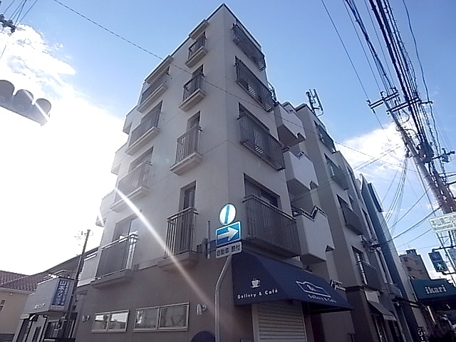 建物外観　外観写真