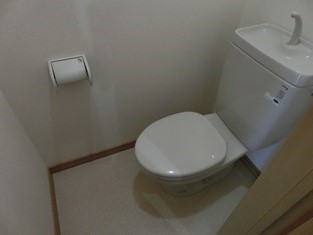 地下鉄東西線 大谷地駅 3階建 築19年のトイレ写真