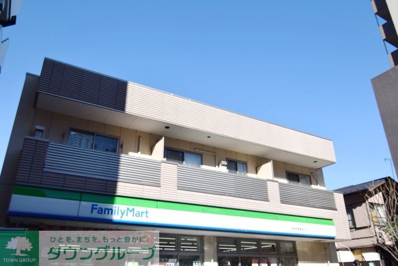 コンビニ　ファミリーマート新宿税務署通り店（コンビニ）まで80m