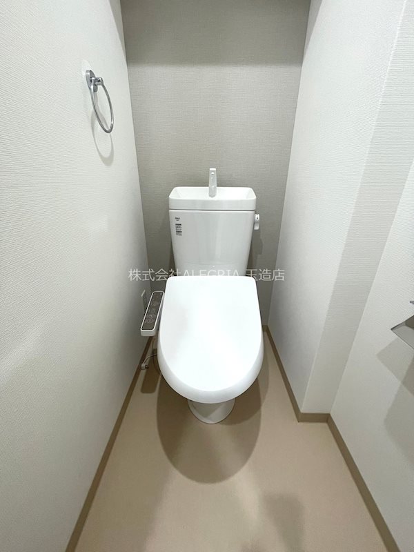 ＪＲ大阪環状線 鶴橋駅 徒歩7分 10階建 築2年のトイレ写真