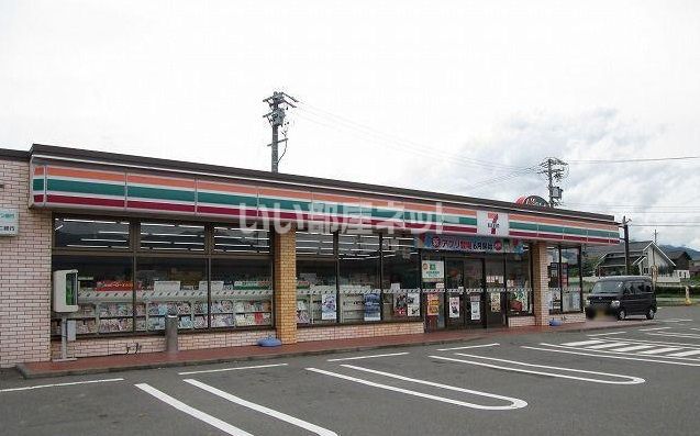 コンビニ　セブンイレブン 駒ヶ根伊南バイパス店（コンビニ）まで652m