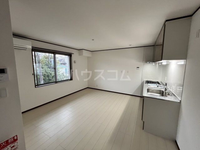 YAD亀甲山の居間写真