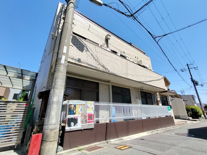 マンションサンライズの外観写真