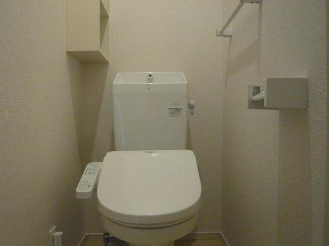 トイレ　コンパクトで使いやすいトイレです