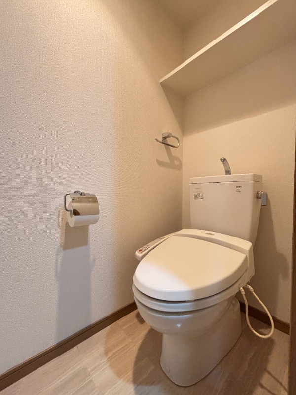 オーキッドレジデンス上呉服のトイレ写真