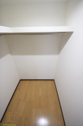 収納　オーパスグラン谷町