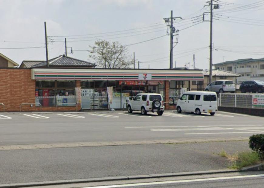 コンビニ　セブンイレブン 渋川東町店（コンビニ）まで206m
