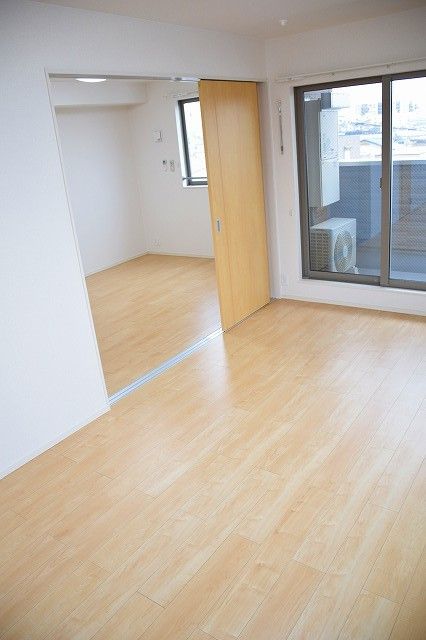 ロイヤルコート上ノ山の内装写真