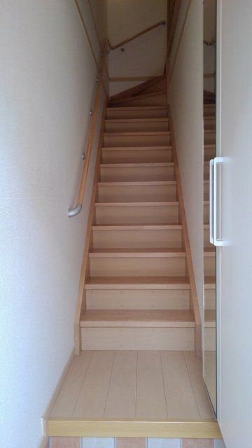 アクティフ長府IIの玄関写真