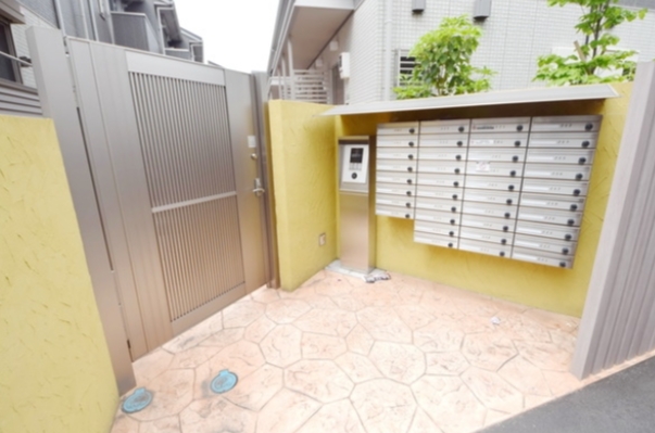 エントランス　☆共用設備もキレイ☆