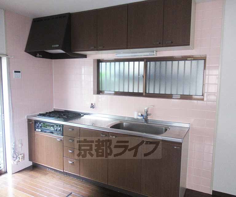 宇治田原町貸家のキッチン写真