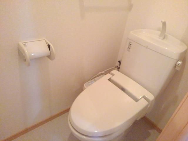 シャン・ド・フルールIのトイレ写真