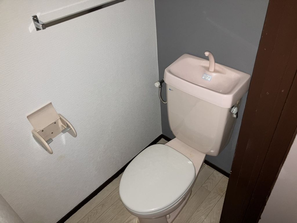 首藤ビルのトイレ写真