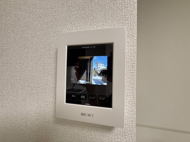 セキュリティ　モニター付きインターホン