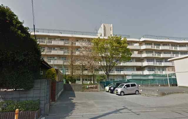 中学校　さいたま市立内谷中学校（中学校）まで767m
