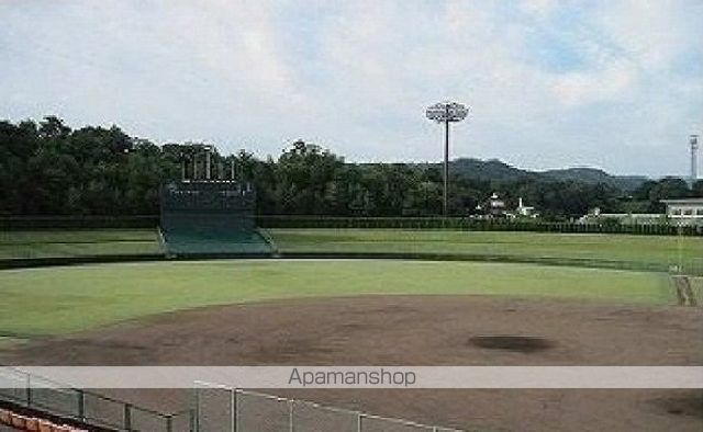 ＪＲ山陰本線 乃木駅 徒歩21分 2階建 築3年の周辺写真
