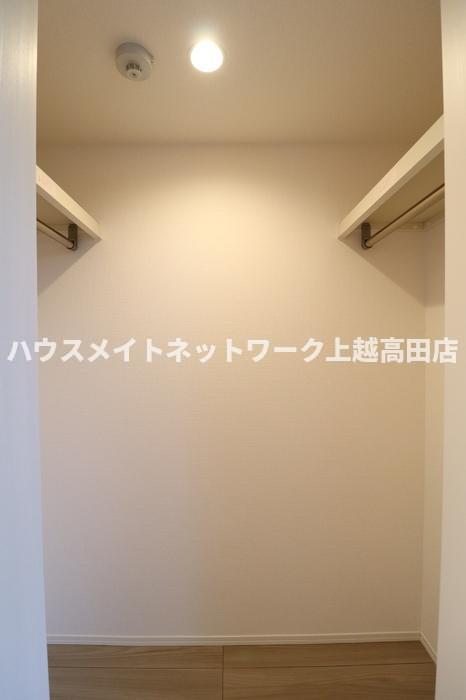 収納　クローゼット