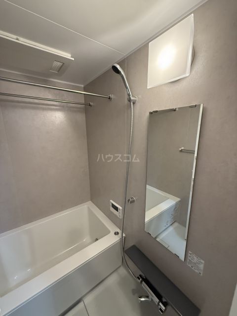 ラティエラ武蔵小山レジデンスの風呂写真