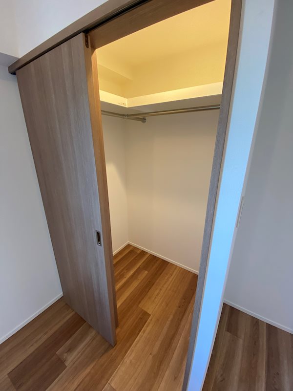 収納　同じ間取りの別室の写真です。