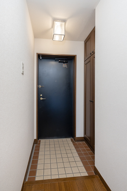 玄関　※写真は同タイプ住戸です。