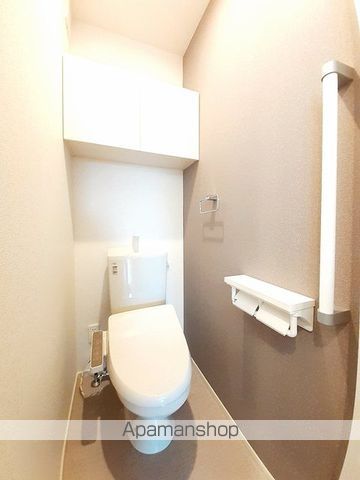岳南電車 須津駅 徒歩4分 2階建 築4年のトイレ写真