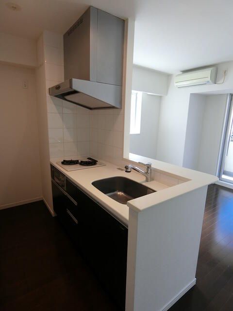 キッチン　※写真は同タイプ住戸です。