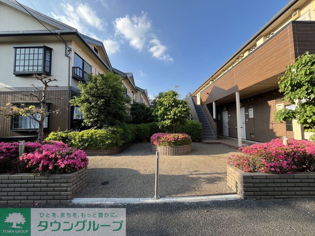 エントランス　★お問い合わせはタウンハウジングまで★