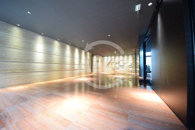 ロビー　サムティ大阪GRAND EAST　　ロビー