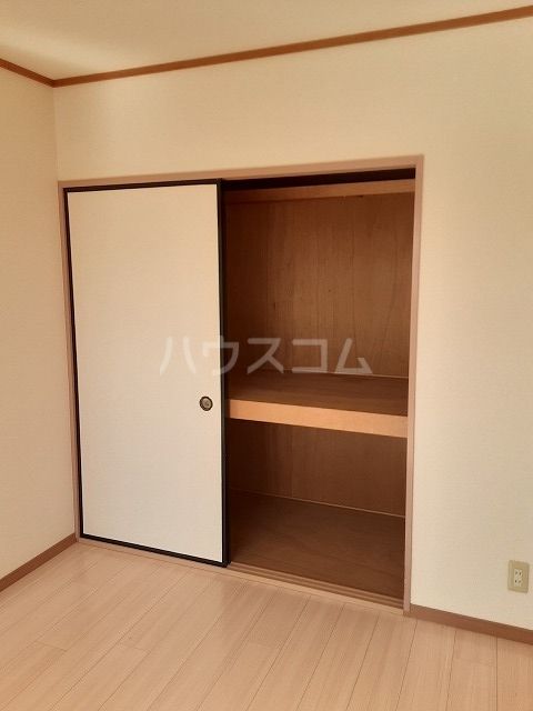 Surplusとまり木の内装写真