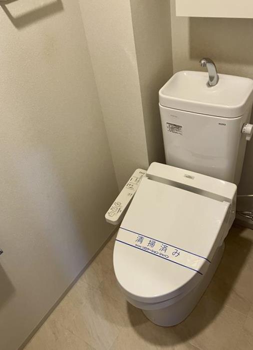 トイレ　清潔感のあるトイレです